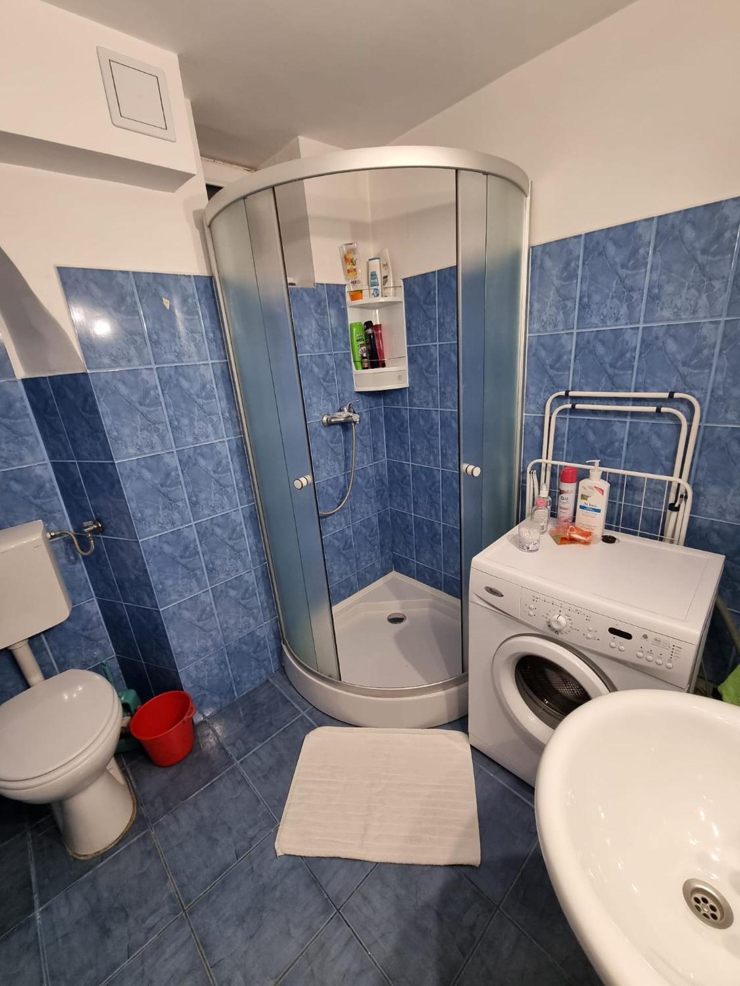 R Castle - 2 Room Apartment Брашов Екстериор снимка